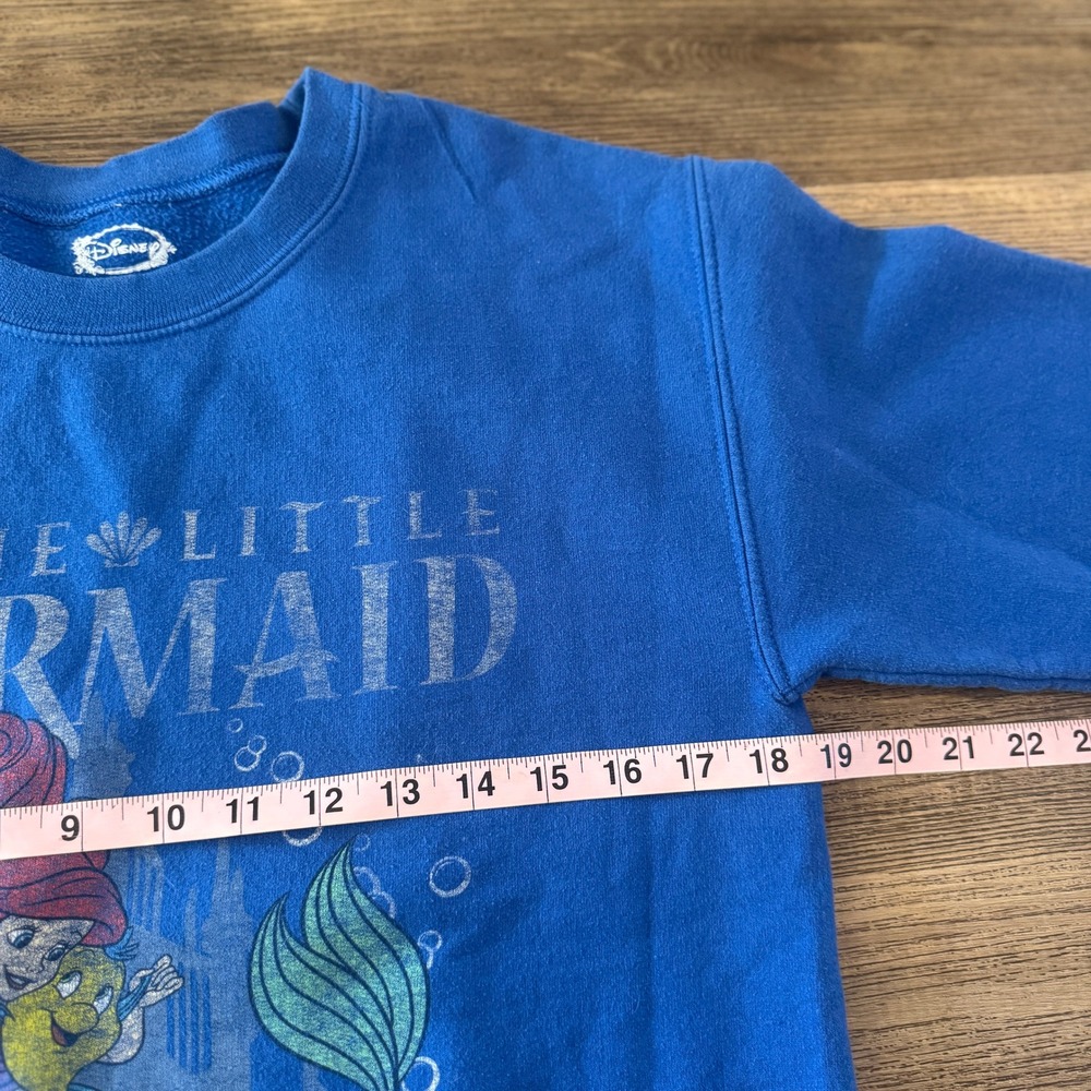Disney Little Mermaid Ariel Flounder Sweatshirt Blue Small - Picture 4 of 6